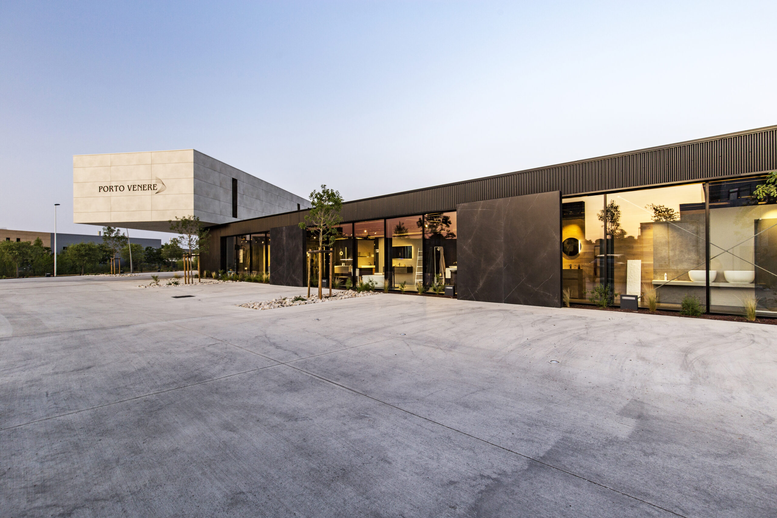 qui sommes-nous : magasin Porto Venere, aménagement d'espaces haut de gamme à Montpellier