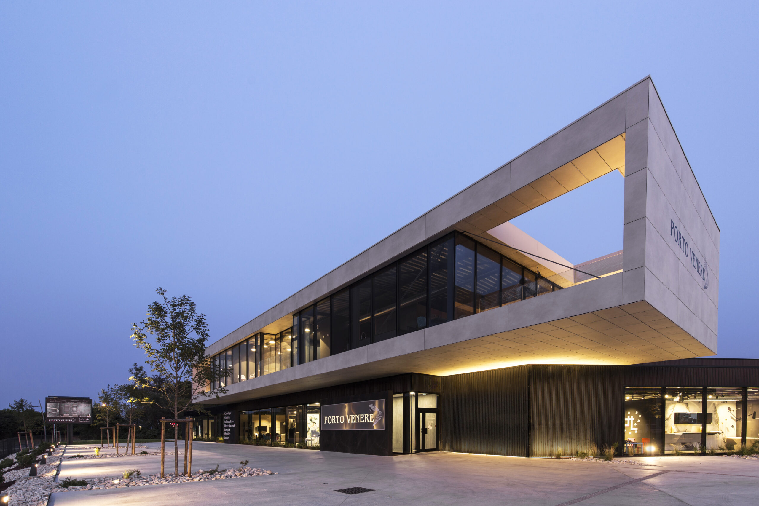 qui sommes-nous : magasin Porto Venere, aménagement d'espaces haut de gamme à Montpellier