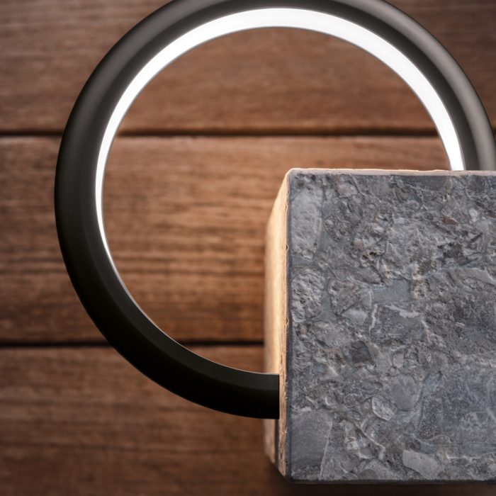 Lampe-design-effet-pierre-et-cercle-lumineux-led-doré-ou-noir-mat-Angel-proche-de-Saint-gély-du-fesc