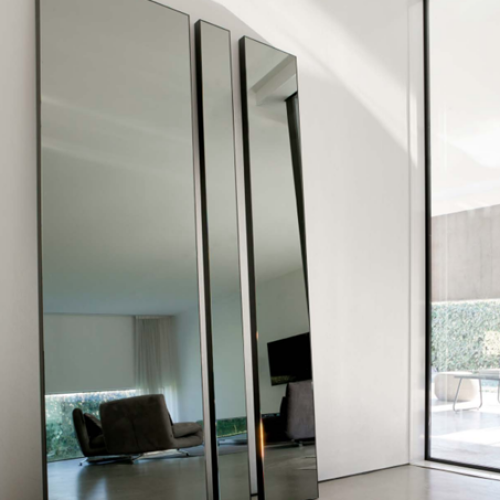 Miroirs au design élégant et aux dimensions xxl chez Via Brera à Montpellier